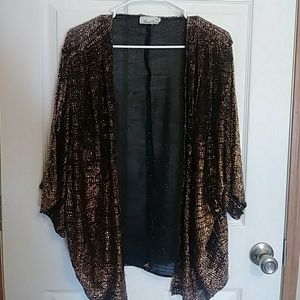 Sparkling gold mesh kimono style